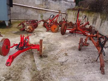 Carrelli porta attrezzi