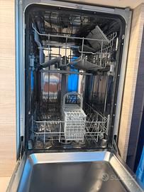 Lavastoviglie HOTPOINT ARISTON
