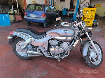  moto cilindrata 250