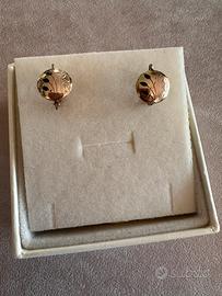 Orecchini in oro antichi