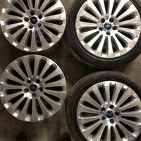 Cerchi in lega 5 fori da 17'' per Ford