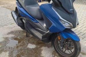 Honda forza 350 del 2021