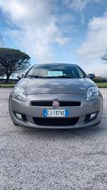 Bravo 1.6 multijet 120cv Emotion, full optional.