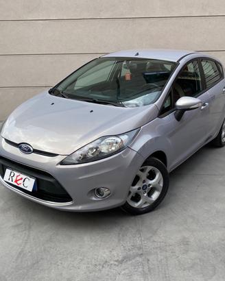 Ford Fiesta 1.4 GPL Casa Madre