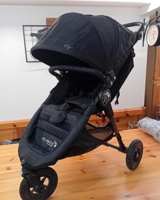 PASSEGGINO BABY JOGGER