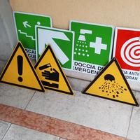 Segnaletica cartelli avvisi Segnaletica varia 