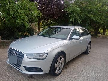 Audi A4 con gancio traino