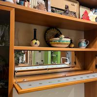 Parete attrezzata moderna con mobile bar