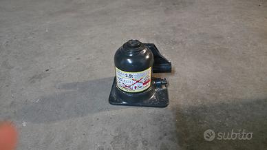 Cric di sollevamento Iveco Daily 