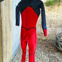 muta surf  front zip