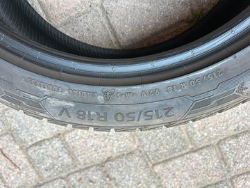 Peumatici invernali Barum Polaris 5 215/50R18