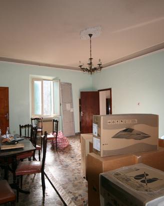 AP199 - Appartamento panoramico da ristrutturare c