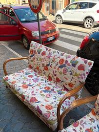 poltroncina e divanetto