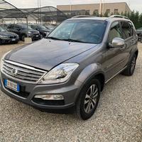 SSANGYONG REXTON W 2.0 Xdi 4WD A/T Top