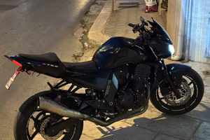 Kawasaki Z750