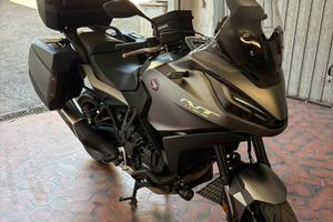 Honda nt 1100 dct Urban