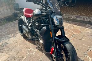 Ducati XDiavel Nera poltrona Frau 5/500