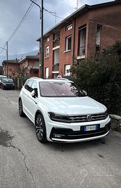 VW Tiguan 2.0 TDI R line Advanced pack 150 CV