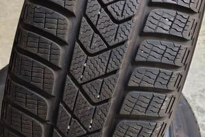 Gomme invernali 215/55/17