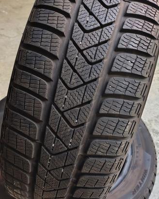 Gomme invernali 215/55/17
