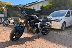 Kawasaki Z750