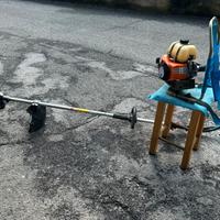 Decespugliatore spalleggiato