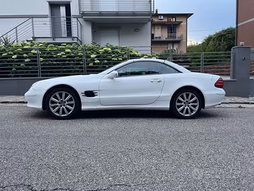 SL 500 V8 valuto permute o scambi
