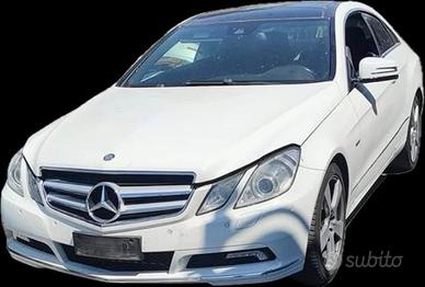 Vendiamo ricambi Mercedes-Benz classe e coupe w204