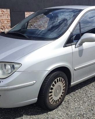 LANCIA Phedra 2.2 JTD
