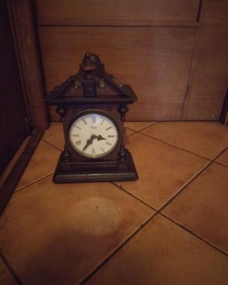Antico Orologio da tavolo in Noce