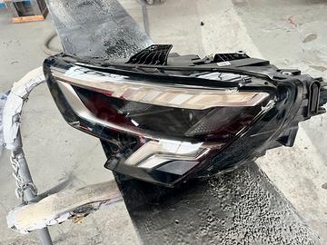 Faro anteriore sinistro Audi A3 Sportback Sedan