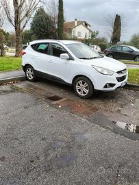 Hyundai  ix35 2.0 crdi Comfort 2wd