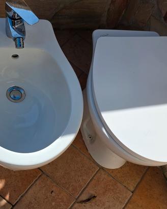 SANITARI VASO WC E BIDET CERAMICA PER BAGNO