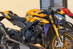 triumph street triple 765 rs