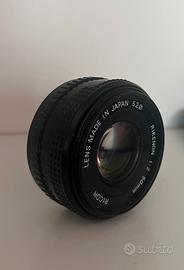 Obiettivo Ricoh Rikenon 50mm 1:2