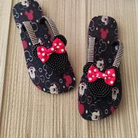 Havaianas Minnie, decorate con Swarovski 