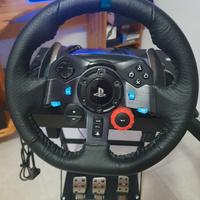 Volante Logitech G29 con postazione fai da te