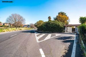 Immobiliare group srls.v.laino'3vani box