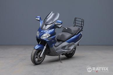 PIAGGIO X9 250