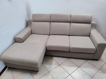 Comodo divano con penisola 4 posti