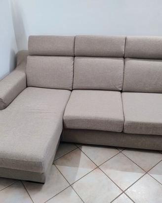 Comodo divano con penisola 4 posti