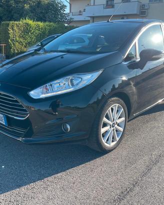 Ford Fiesta 1.4 5 porte Bz.- GPL Black & White Edi