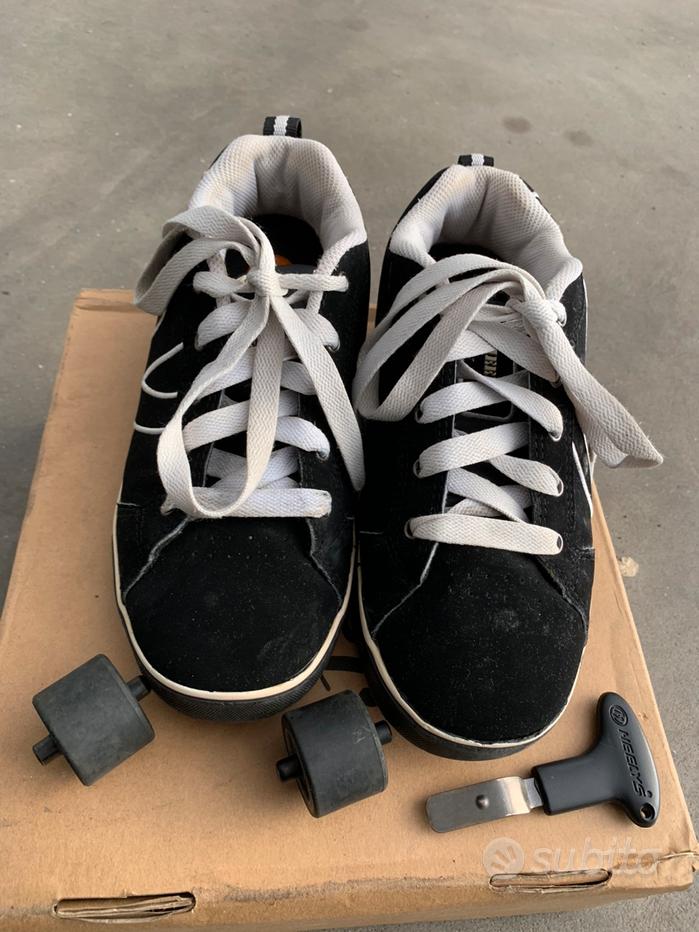 Scarpe con rotelle Sports e attrezzatura sportiva usata