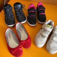 Scarpe per bimba nr. 35 - Vedi descrizione -