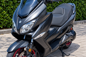 Suzuki Burgmann 400 2018