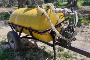 Carribotte fitofarmaci o trasporto Acqua