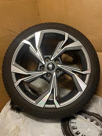 Cerchi Audi R18 con gomme 225/40R18