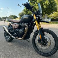 Triumph scrambler 1200 XE