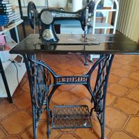 macchina da cucire a pedale singer