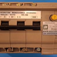 INTERRUTTORE MAGNETOTERMICO  DIFFERENZIALE VINTAGE